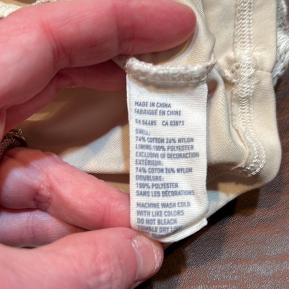 AMERICAN EAGLE OUTFITTERS Adorable & Sexy Cream Lace Dress Size 2 - Picture 7 of 7